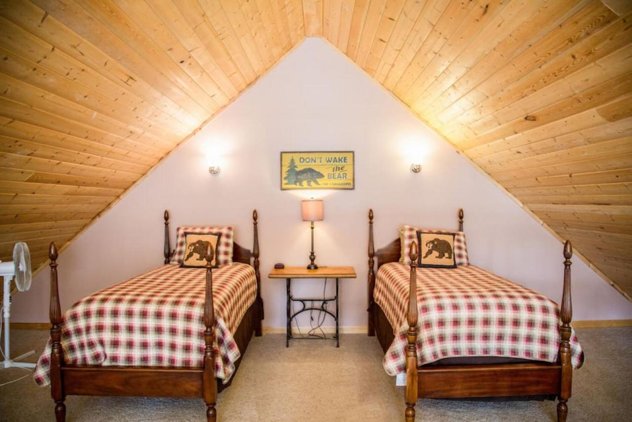 Twin Owls Lodge, Great For Families Master Bedroom, Loft, Full Kitchen, Dogs Ok Estes Park Exterior foto