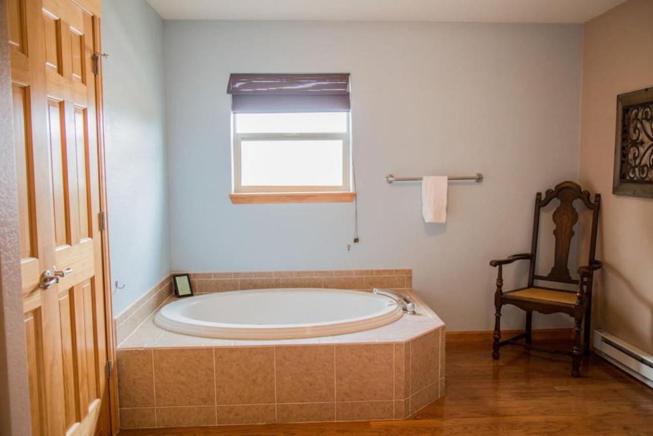 Twin Owls Lodge, Great For Families Master Bedroom, Loft, Full Kitchen, Dogs Ok Estes Park Exterior foto